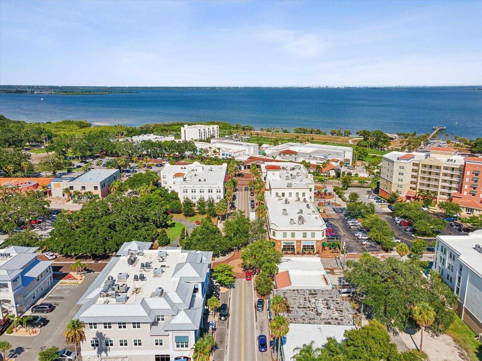 LOVERS OAK CONDO - Residential