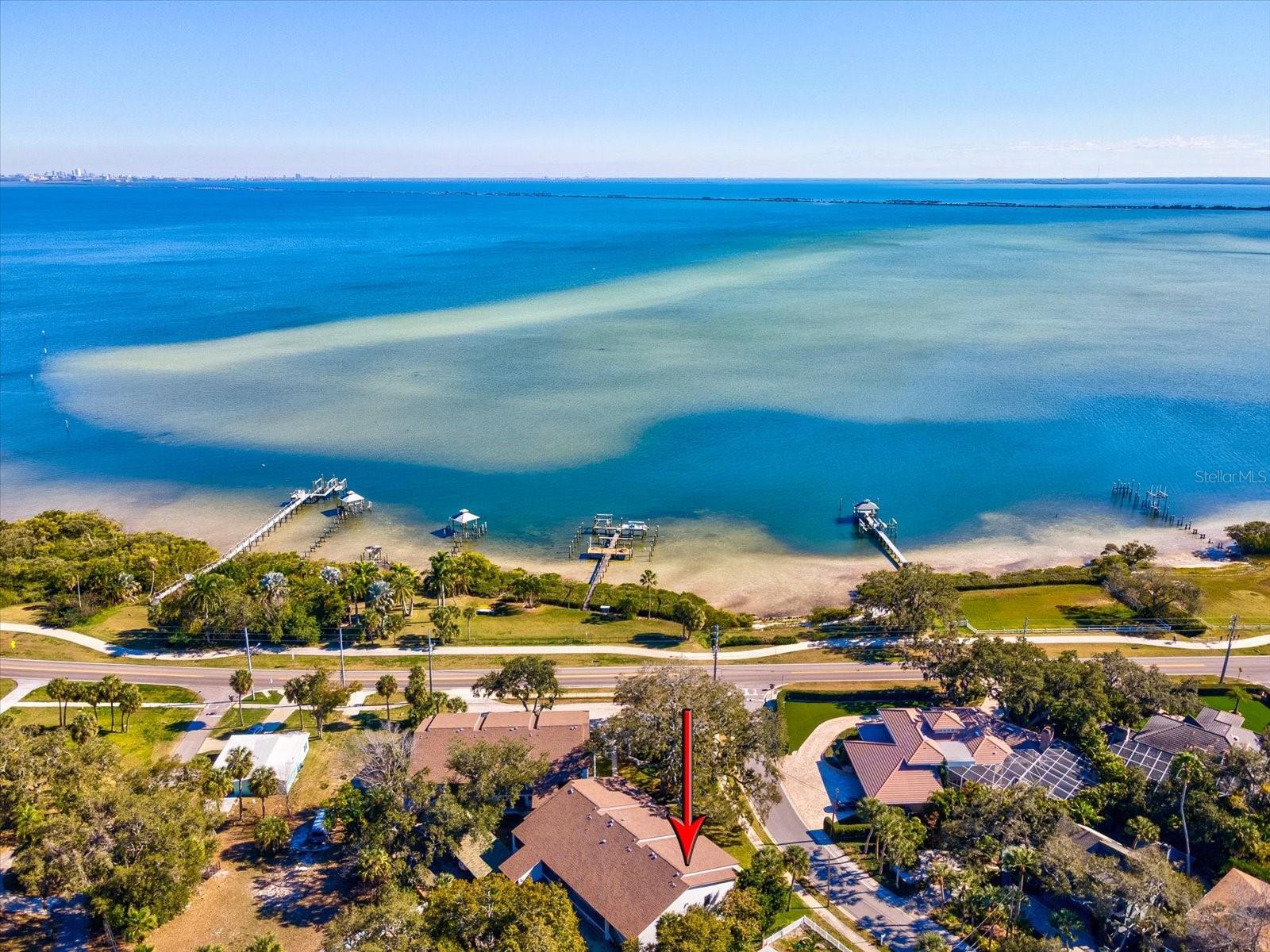 LOVERS OAK CONDO - Residential