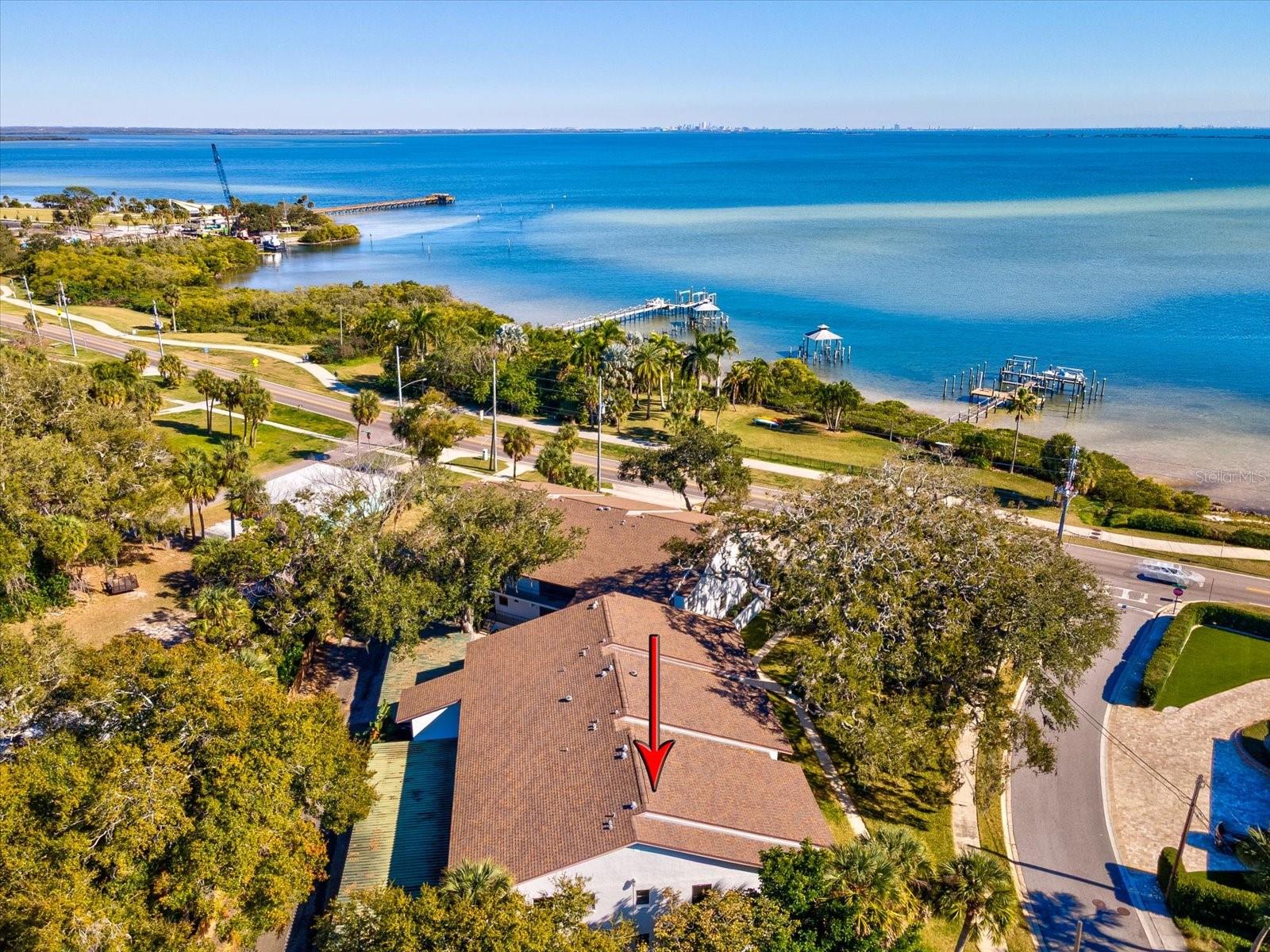 LOVERS OAK CONDO - Residential