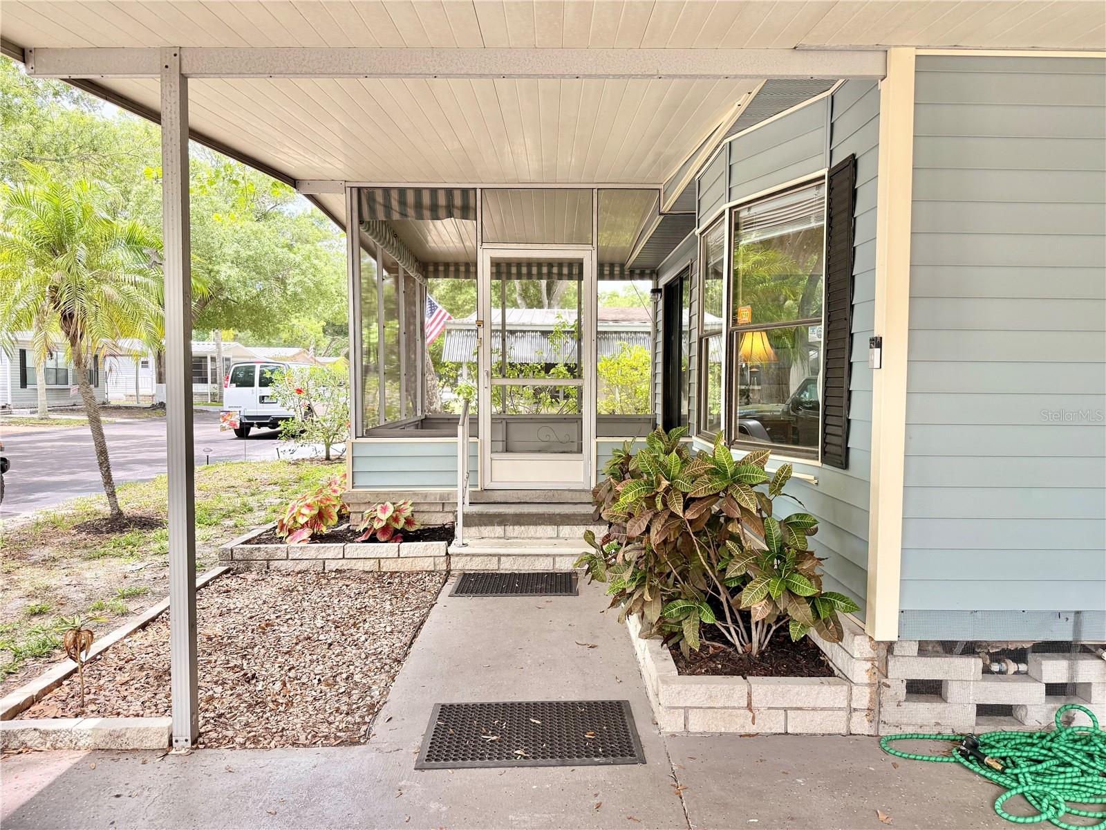PINELLAS GROVES - Residential