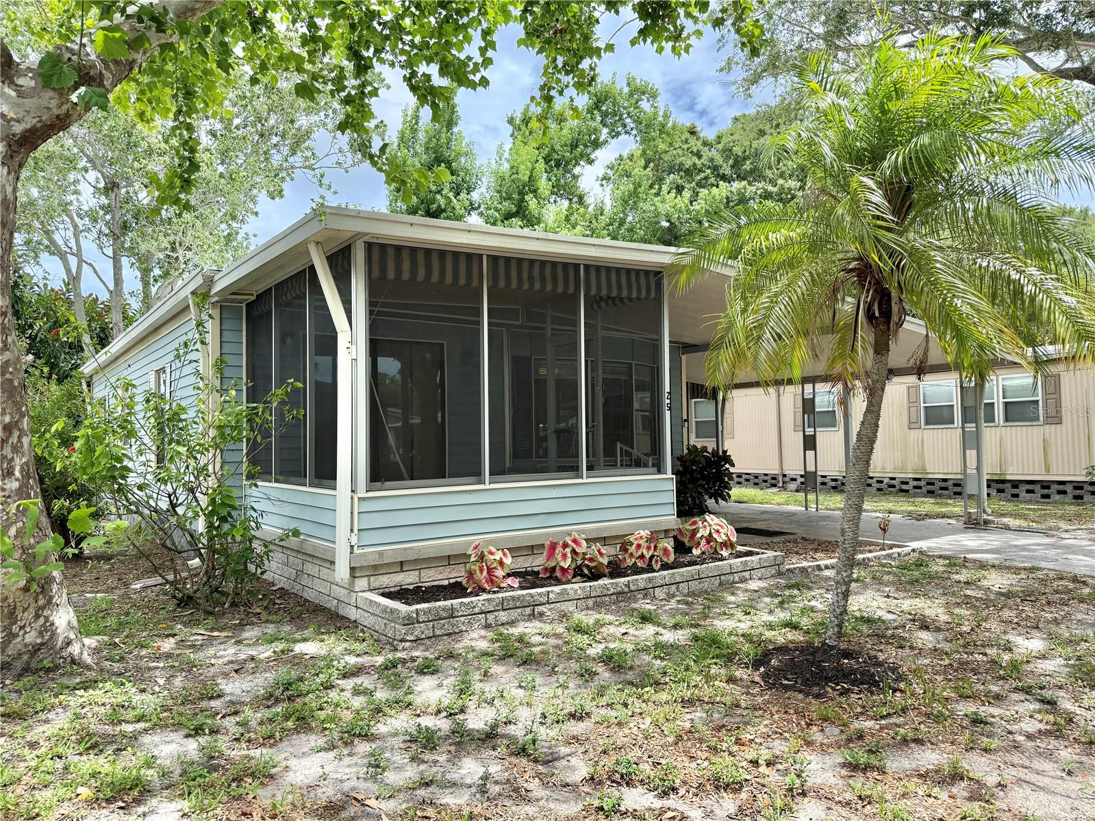 PINELLAS GROVES - Residential