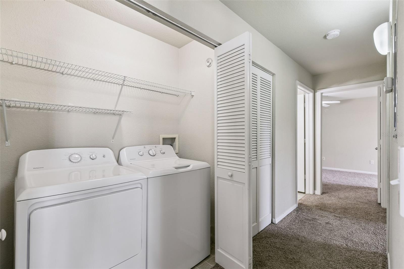 CENTRAL PK/LEE VISTA - Residential