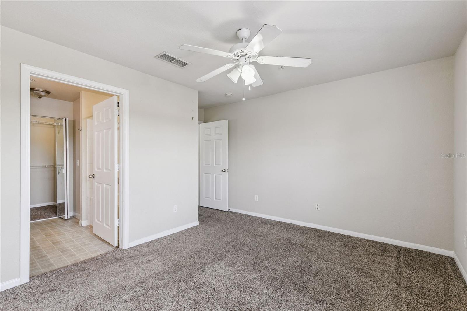 CENTRAL PK/LEE VISTA - Residential