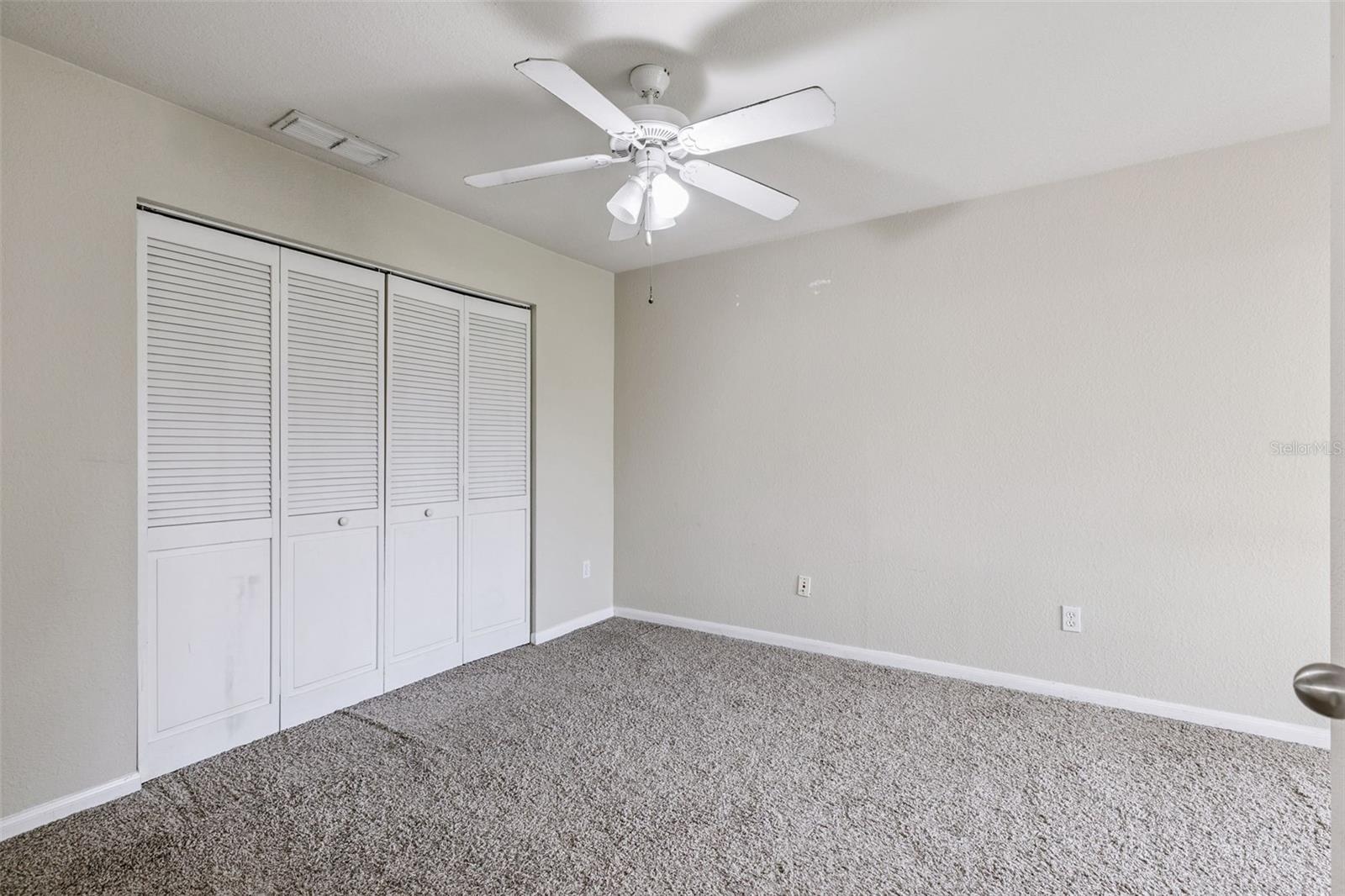 CENTRAL PK/LEE VISTA - Residential