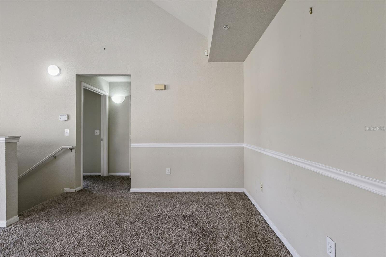 CENTRAL PK/LEE VISTA - Residential