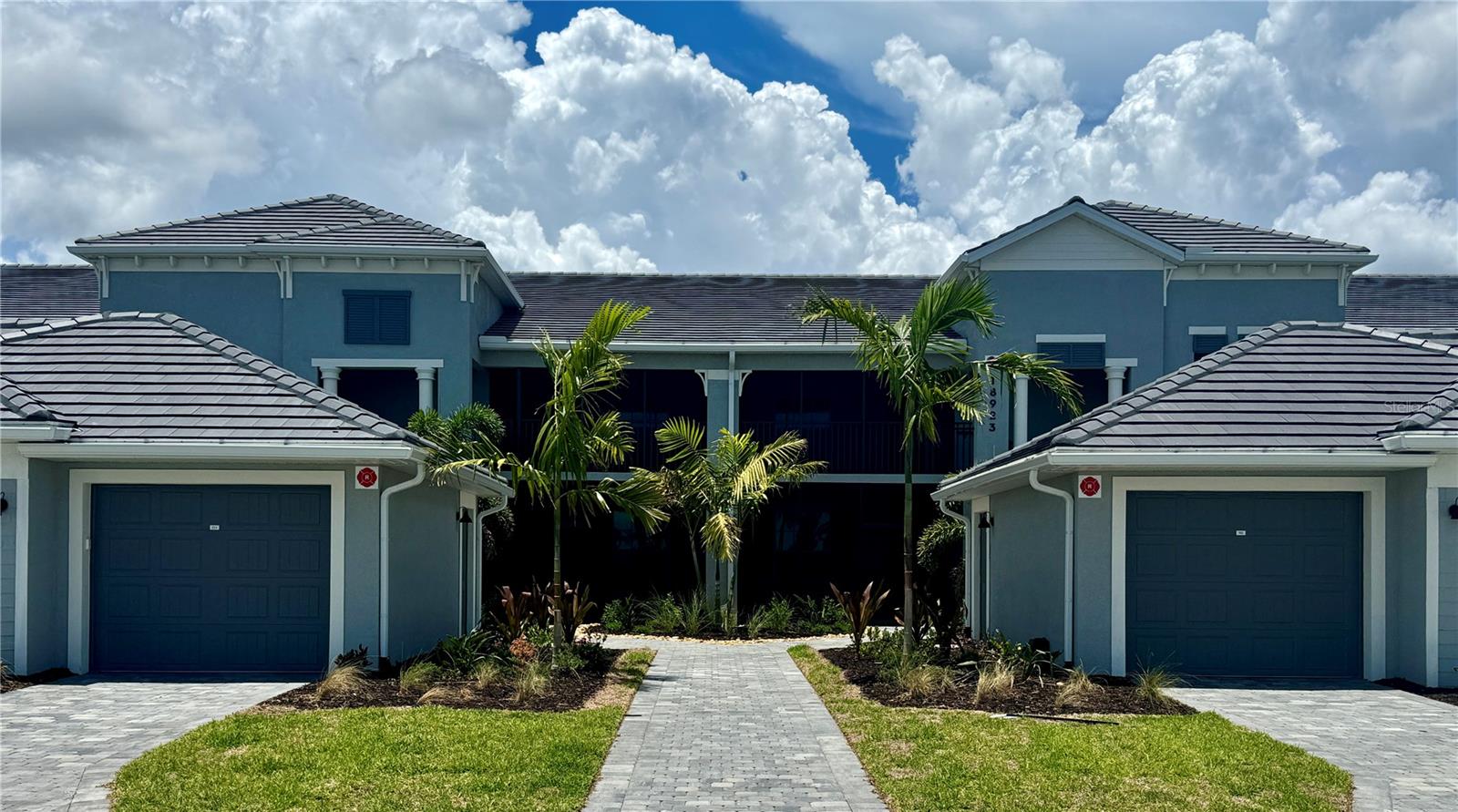 CALUSA COUNTRY CLUB - Residential Lease