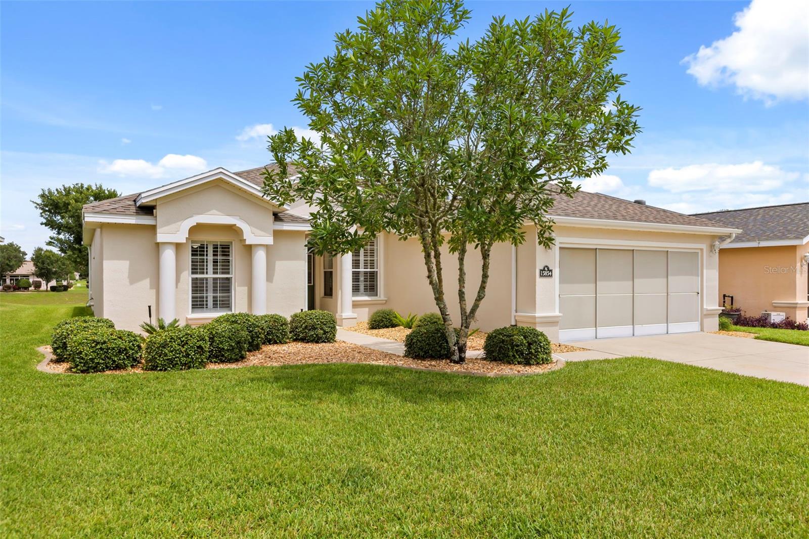 SUMMERGLEN - Residential