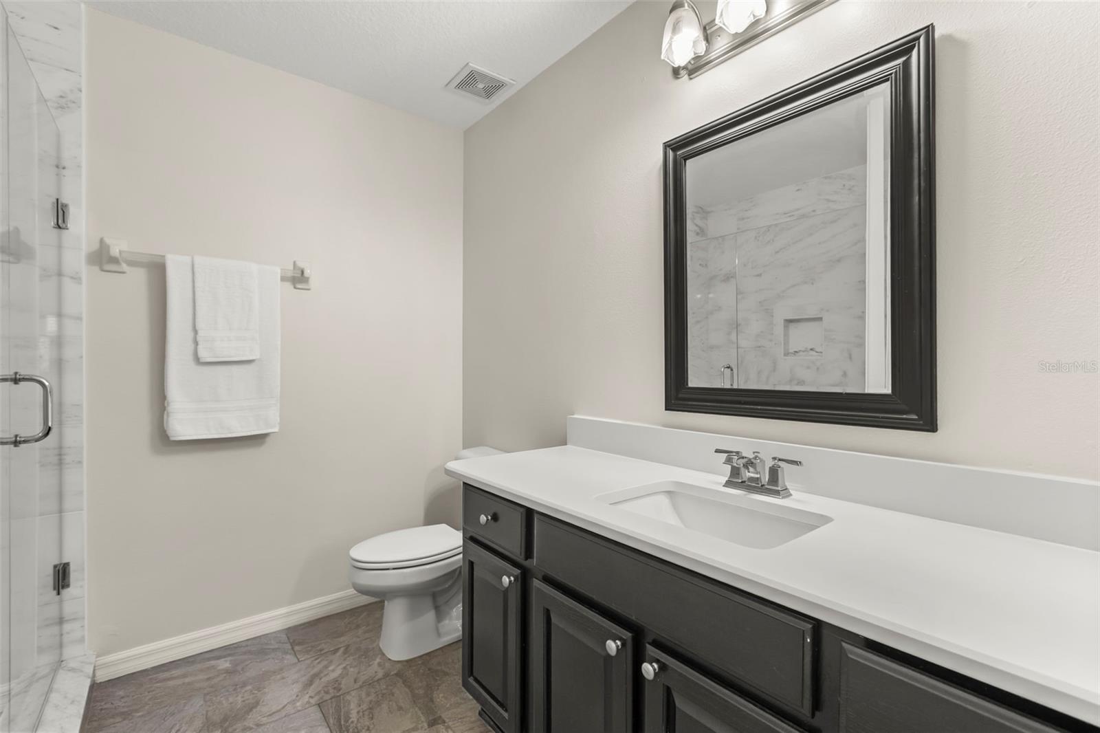 SUMMERGLEN - Residential