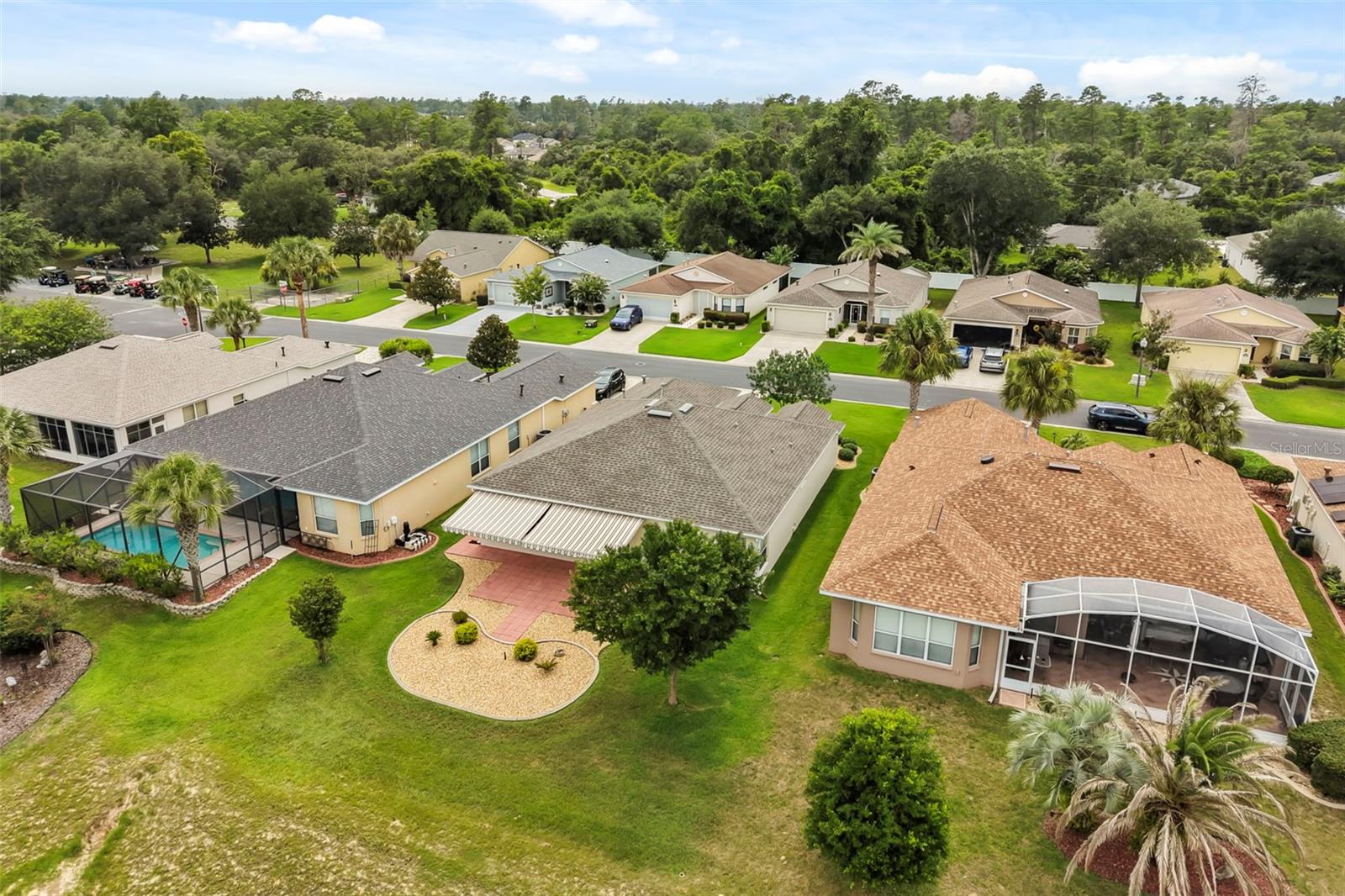 SUMMERGLEN - Residential