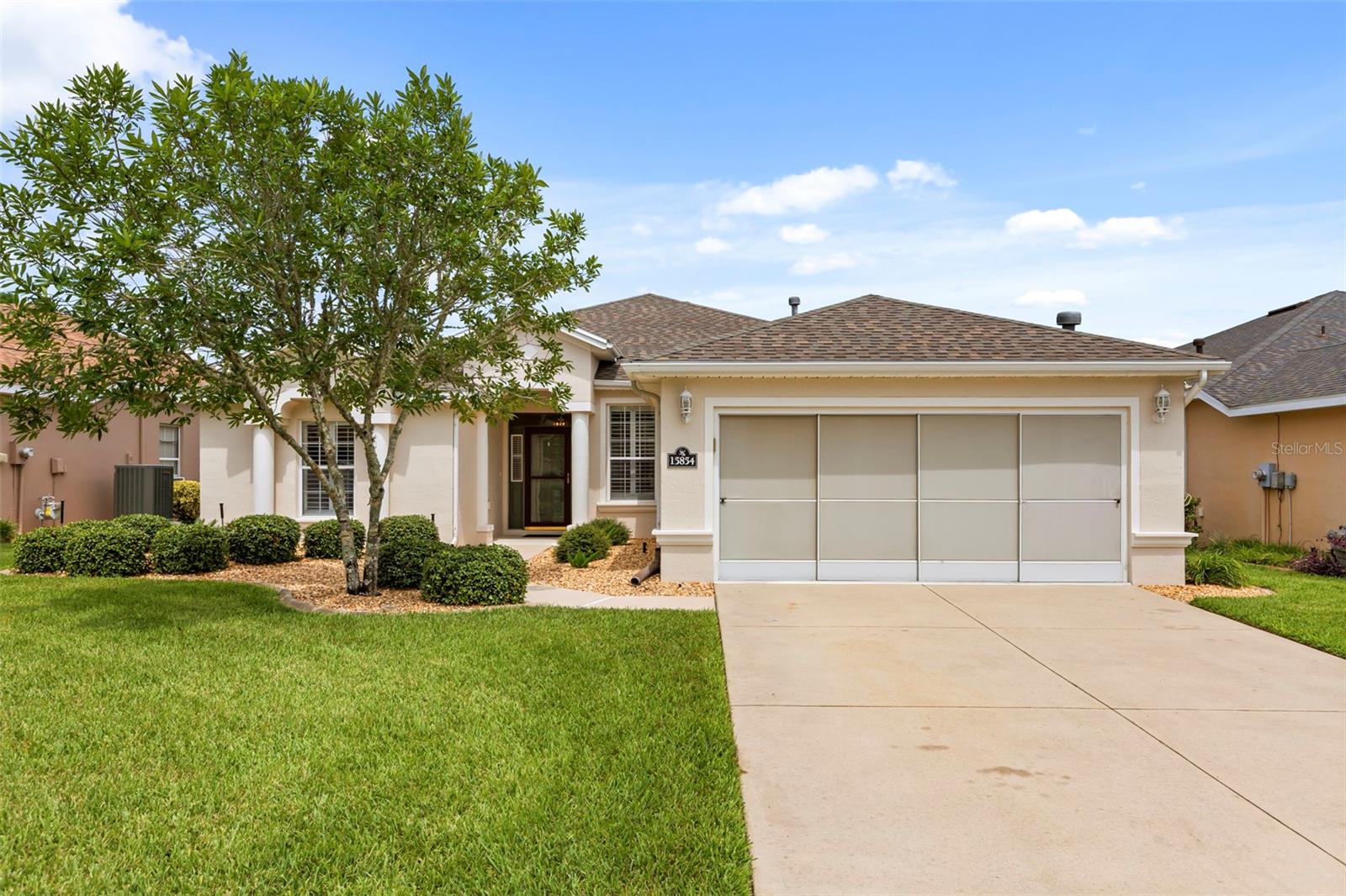 SUMMERGLEN - Residential