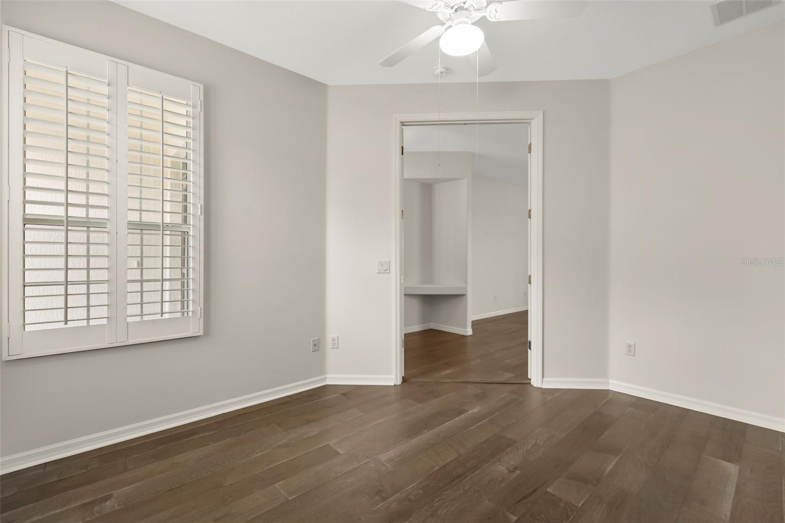 SUMMERGLEN - Residential