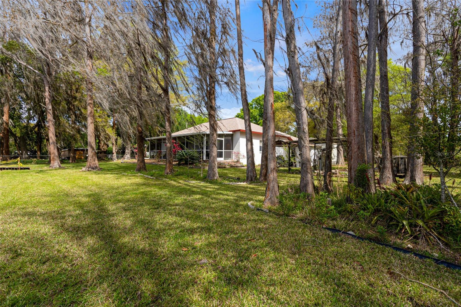 LAKE SHARON ESTATES - Residential