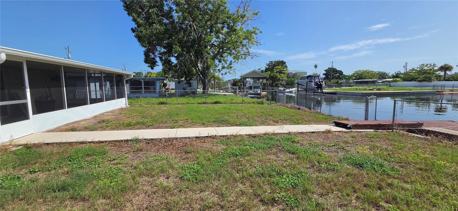 KILLARNEY SHORES GULF - Residential