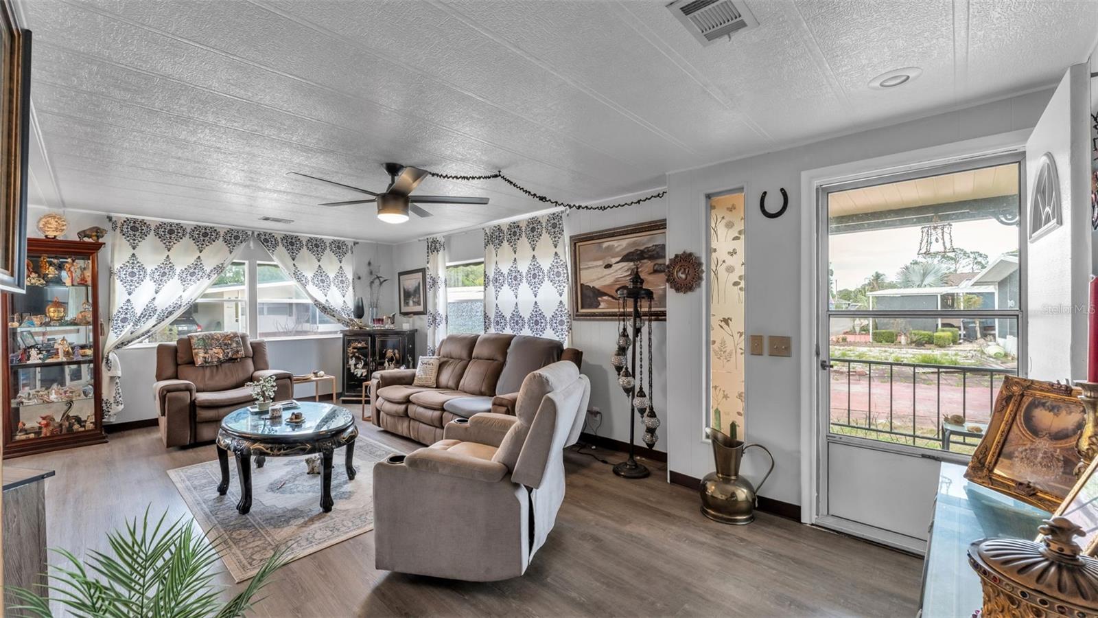 SUN-AIR COUNTRY CLUB - Residential