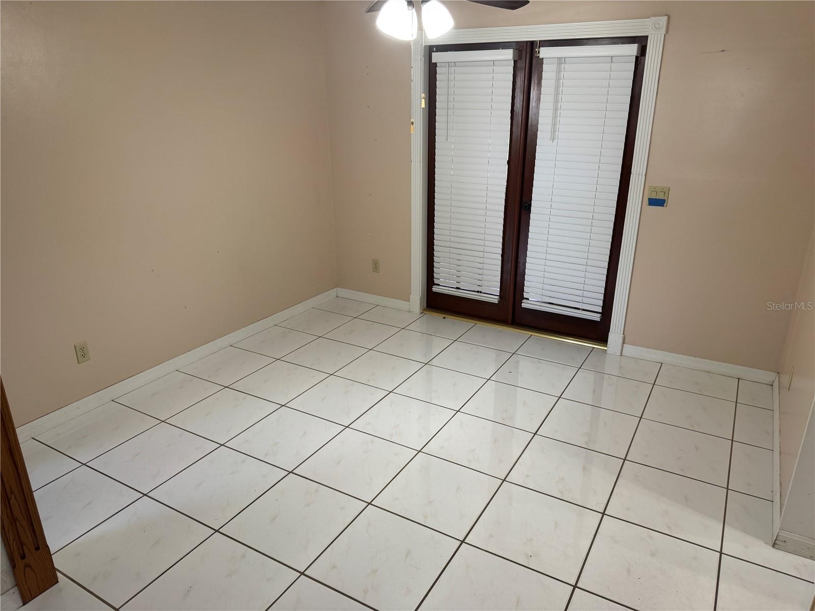 GARDEN LAKE ESTATES UNIT 3 - Residential
