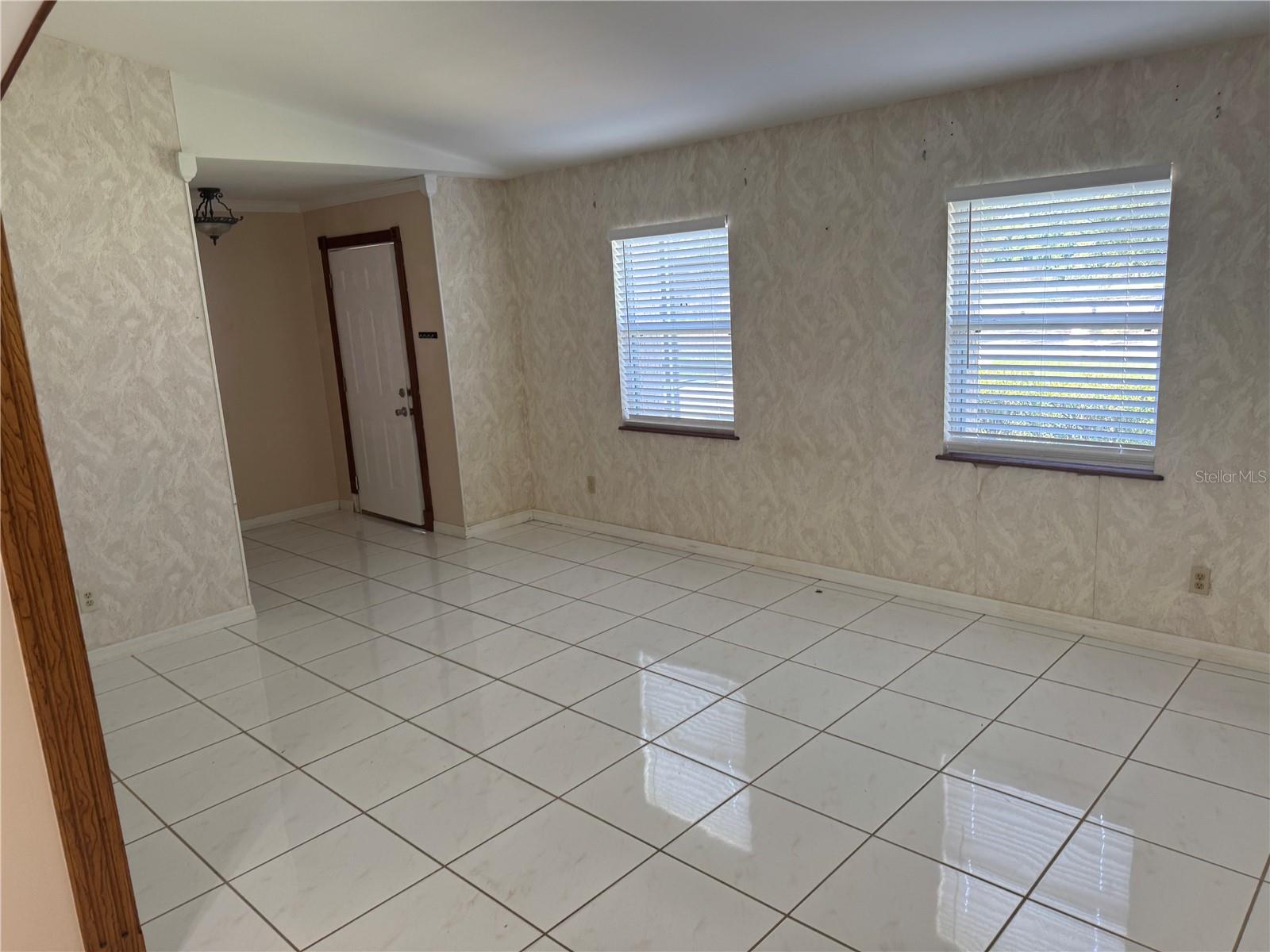 GARDEN LAKE ESTATES UNIT 3 - Residential