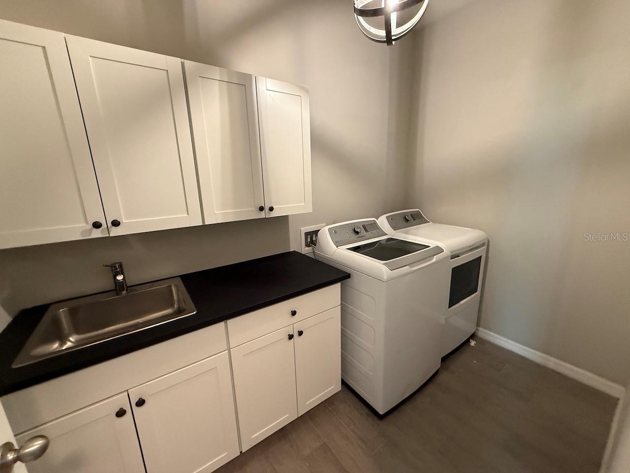 NOVA GROVE - Residential