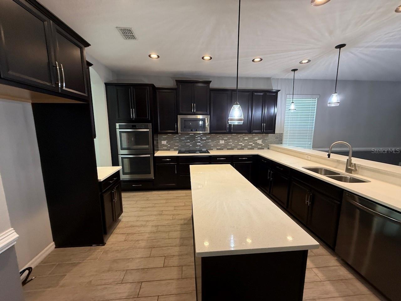 NOVA GROVE - Residential