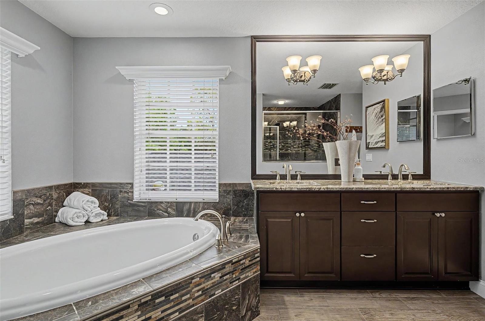 KEYSTONE CROSSINGS - Residential