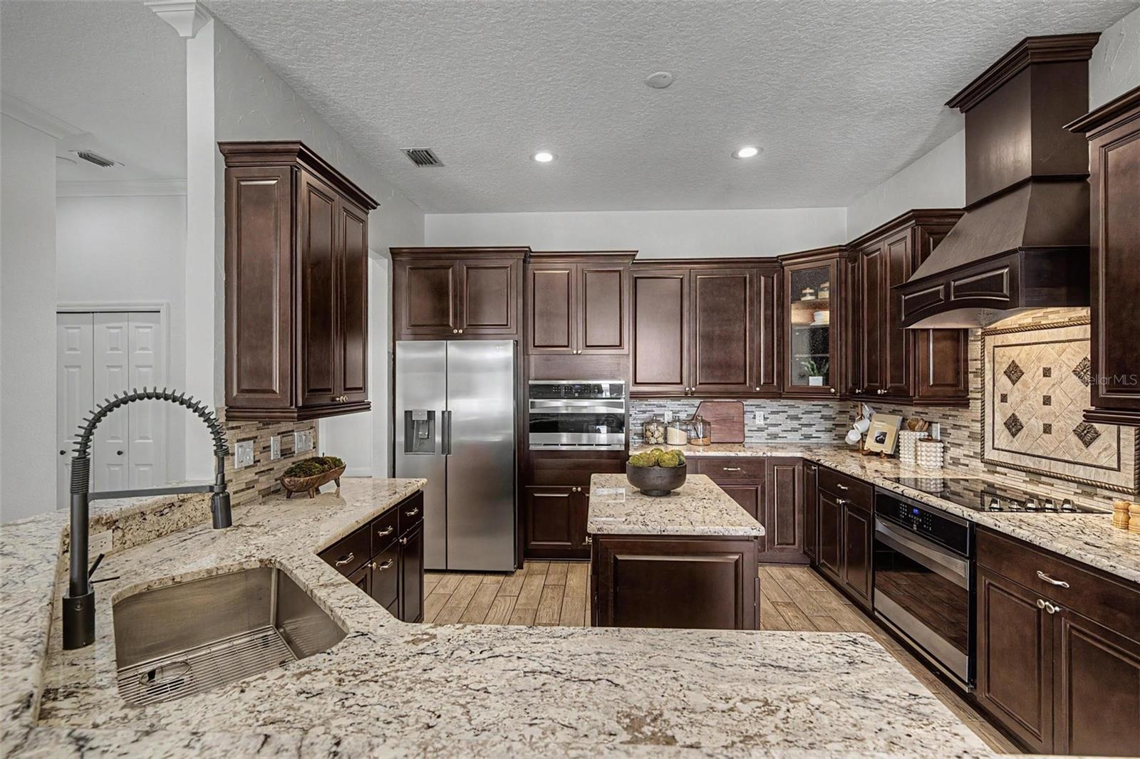 KEYSTONE CROSSINGS - Residential