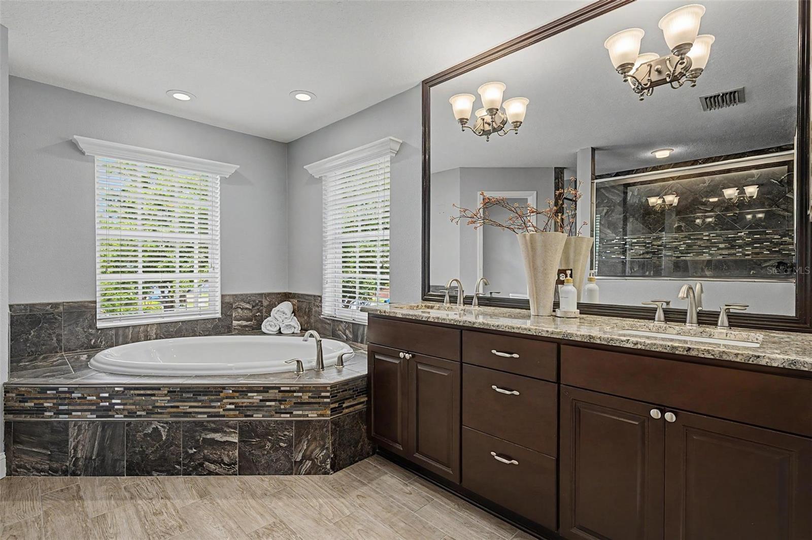 KEYSTONE CROSSINGS - Residential
