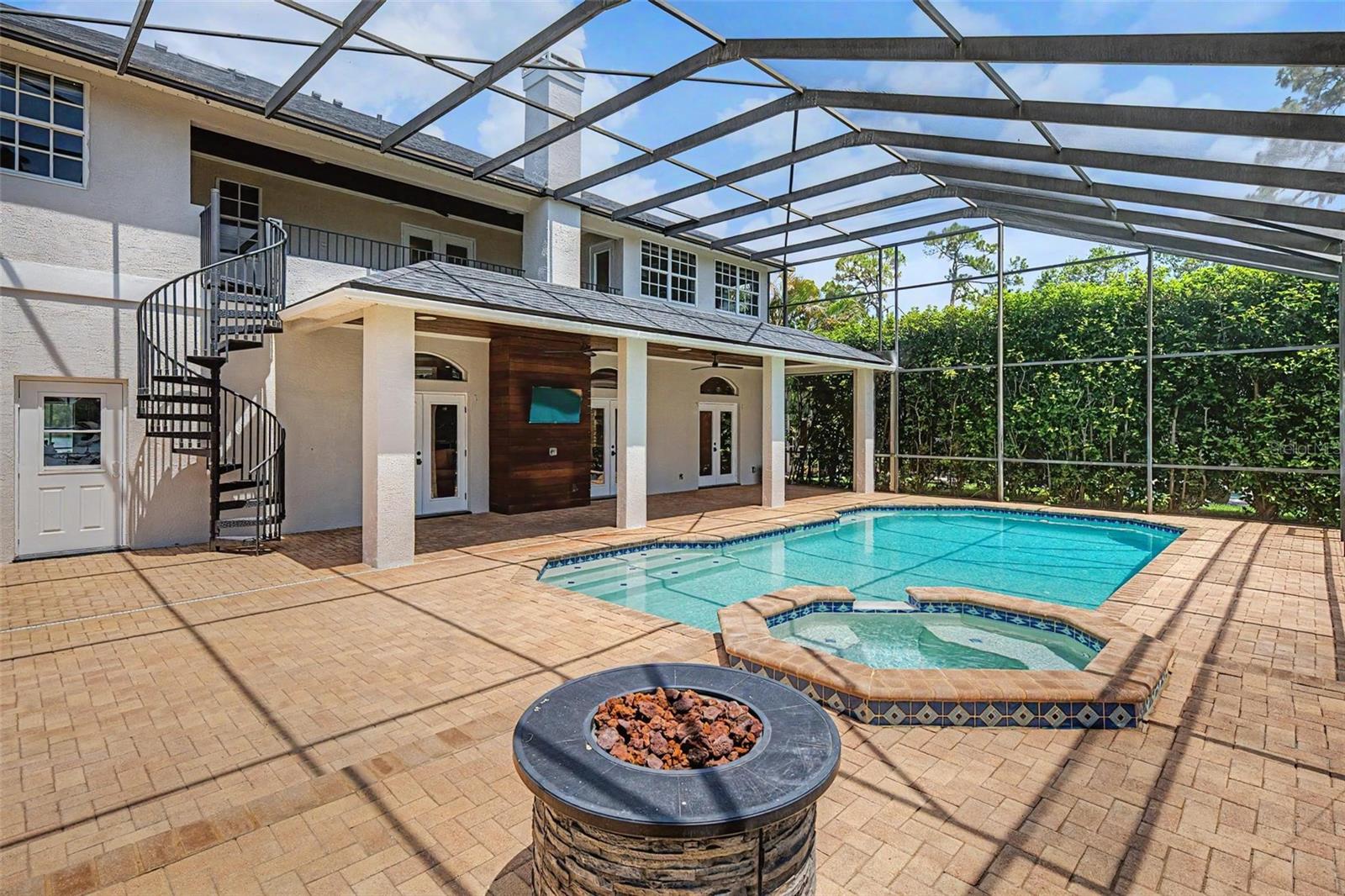KEYSTONE CROSSINGS - Residential