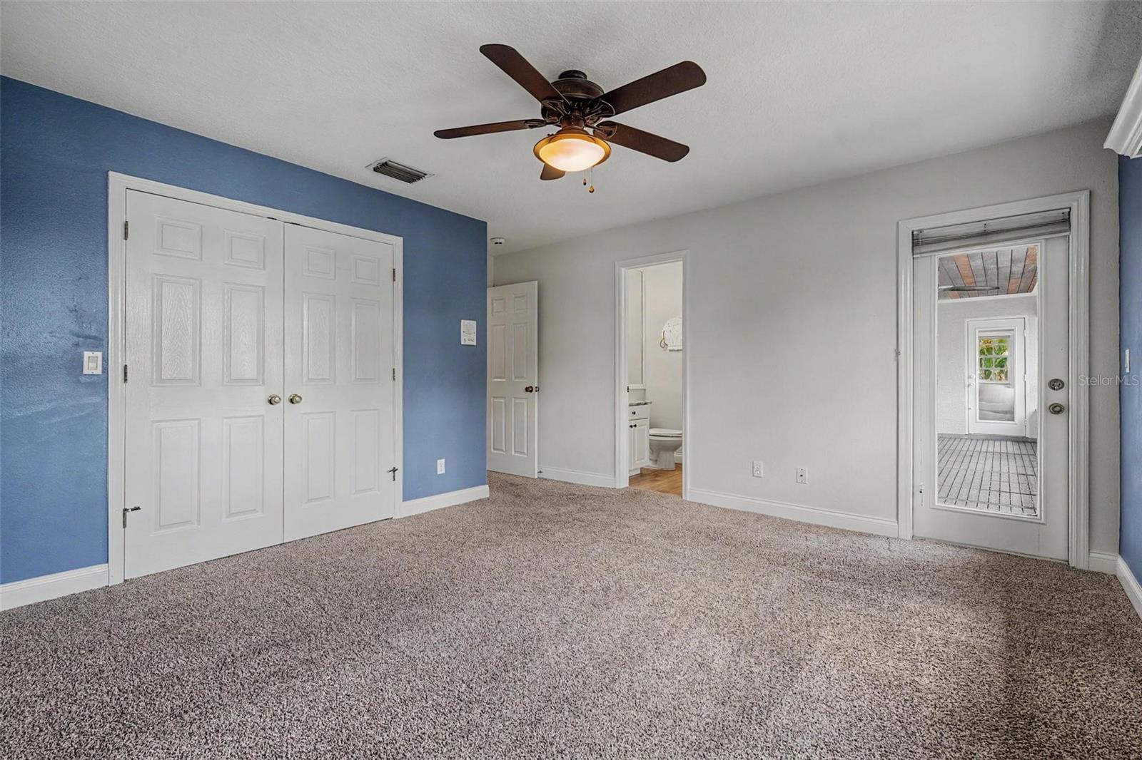 KEYSTONE CROSSINGS - Residential