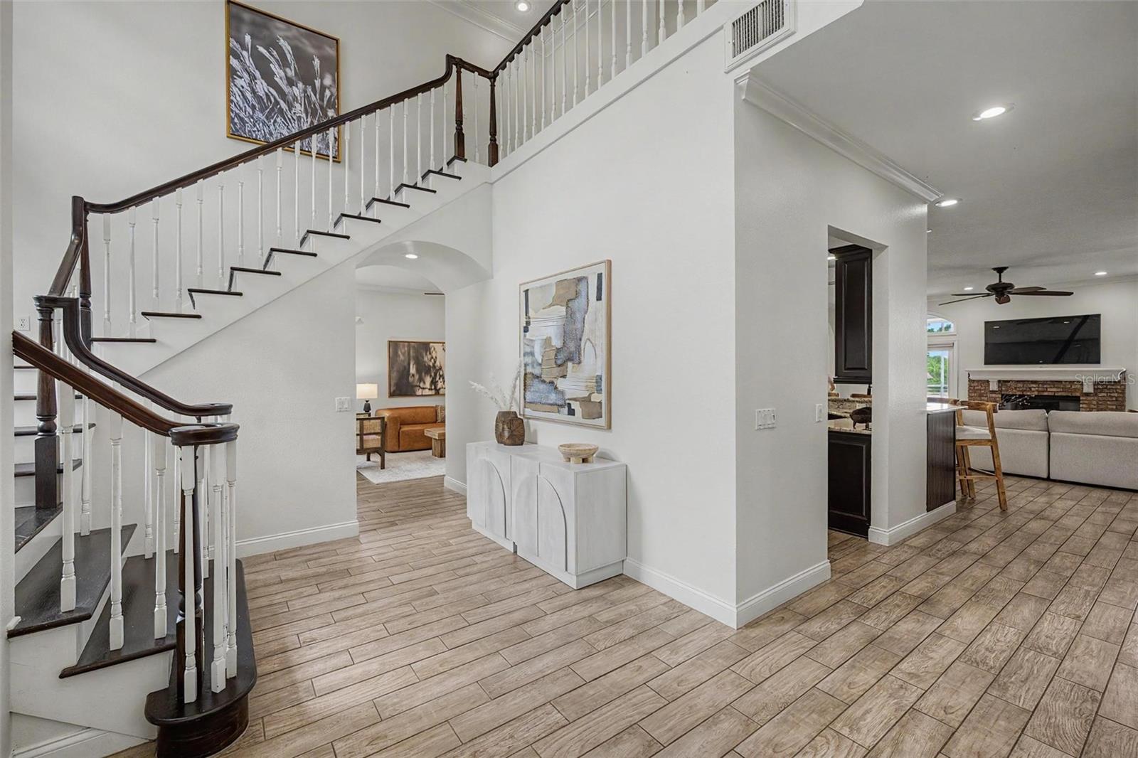KEYSTONE CROSSINGS - Residential