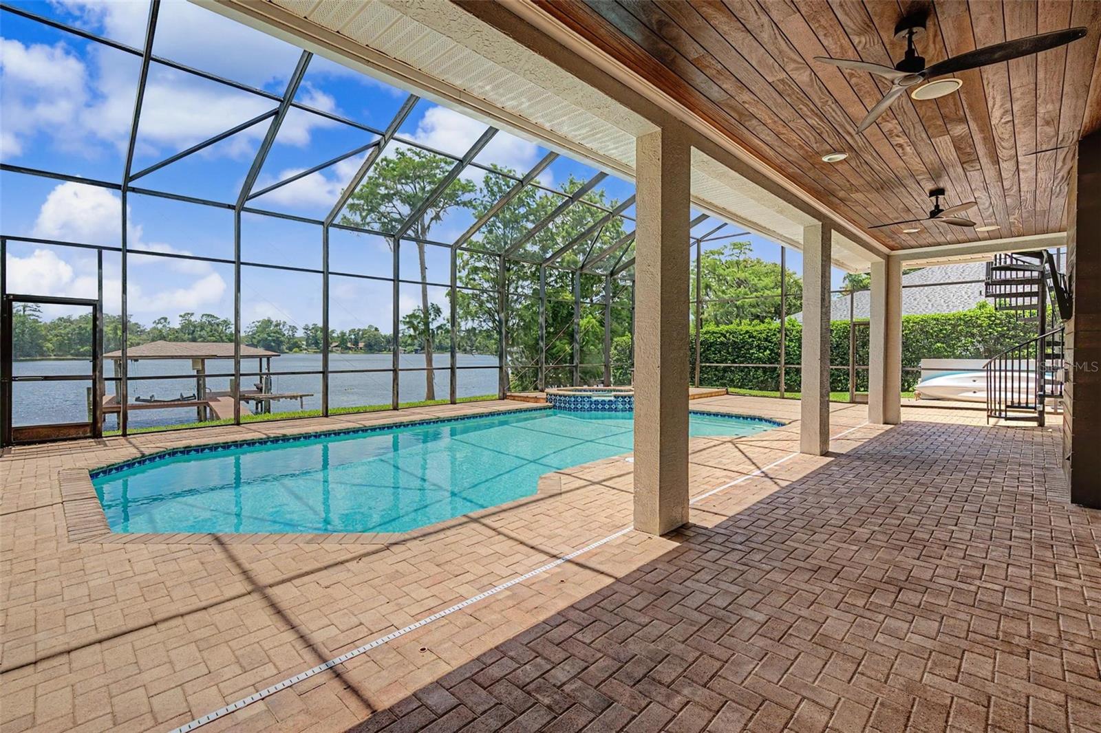 KEYSTONE CROSSINGS - Residential