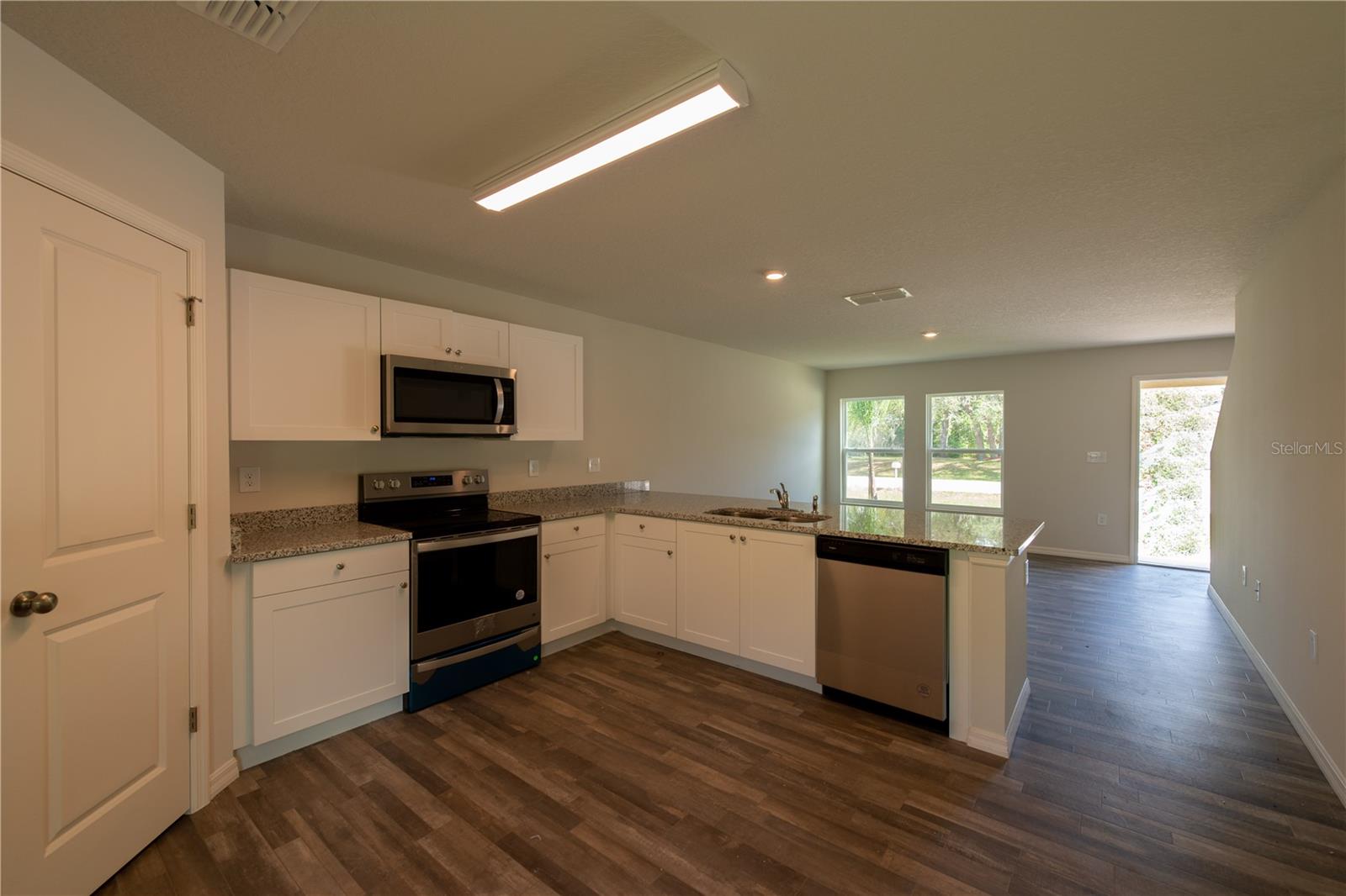 SPRING HILL - Residential Lease