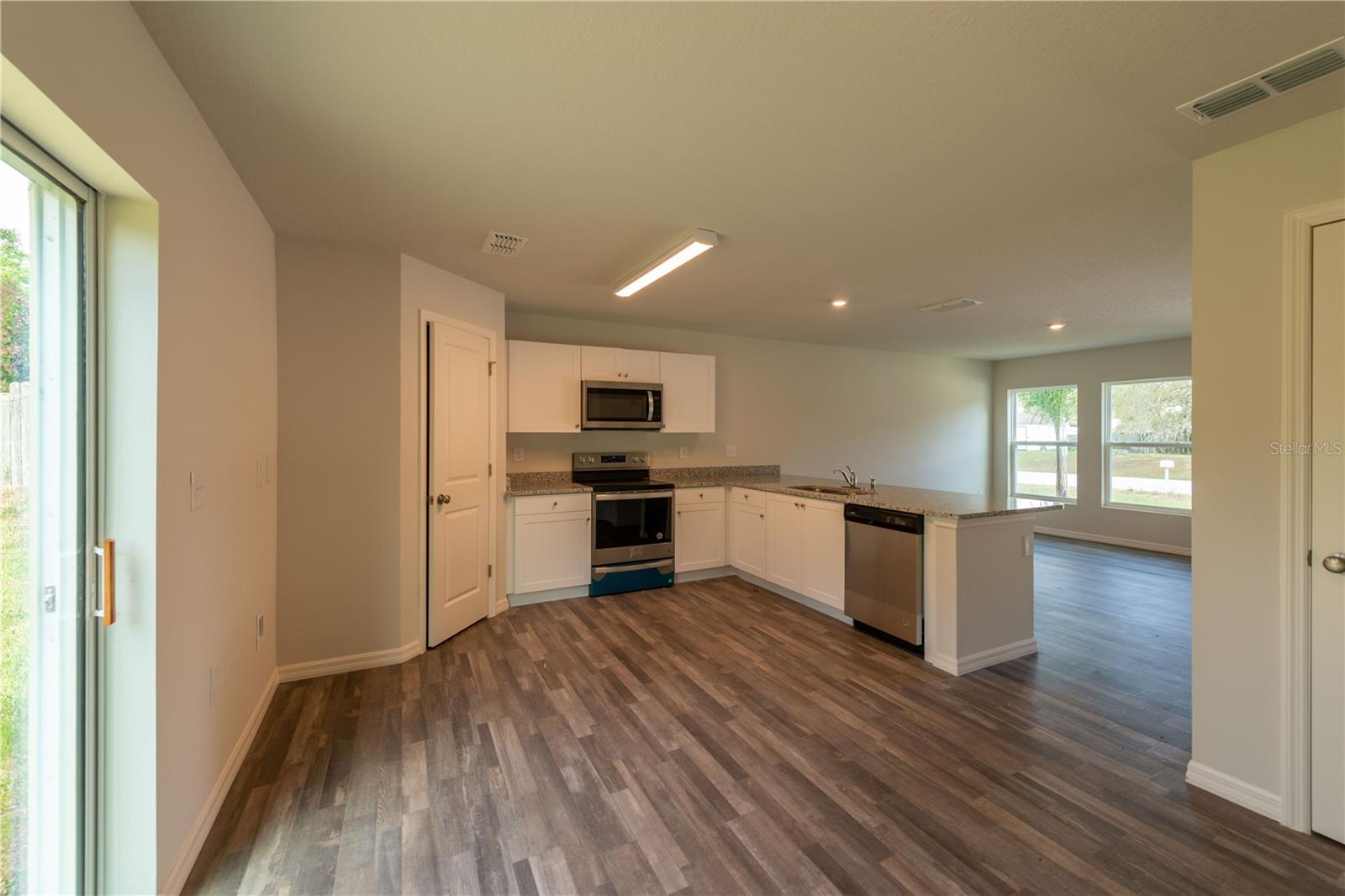 SPRING HILL - Residential Lease