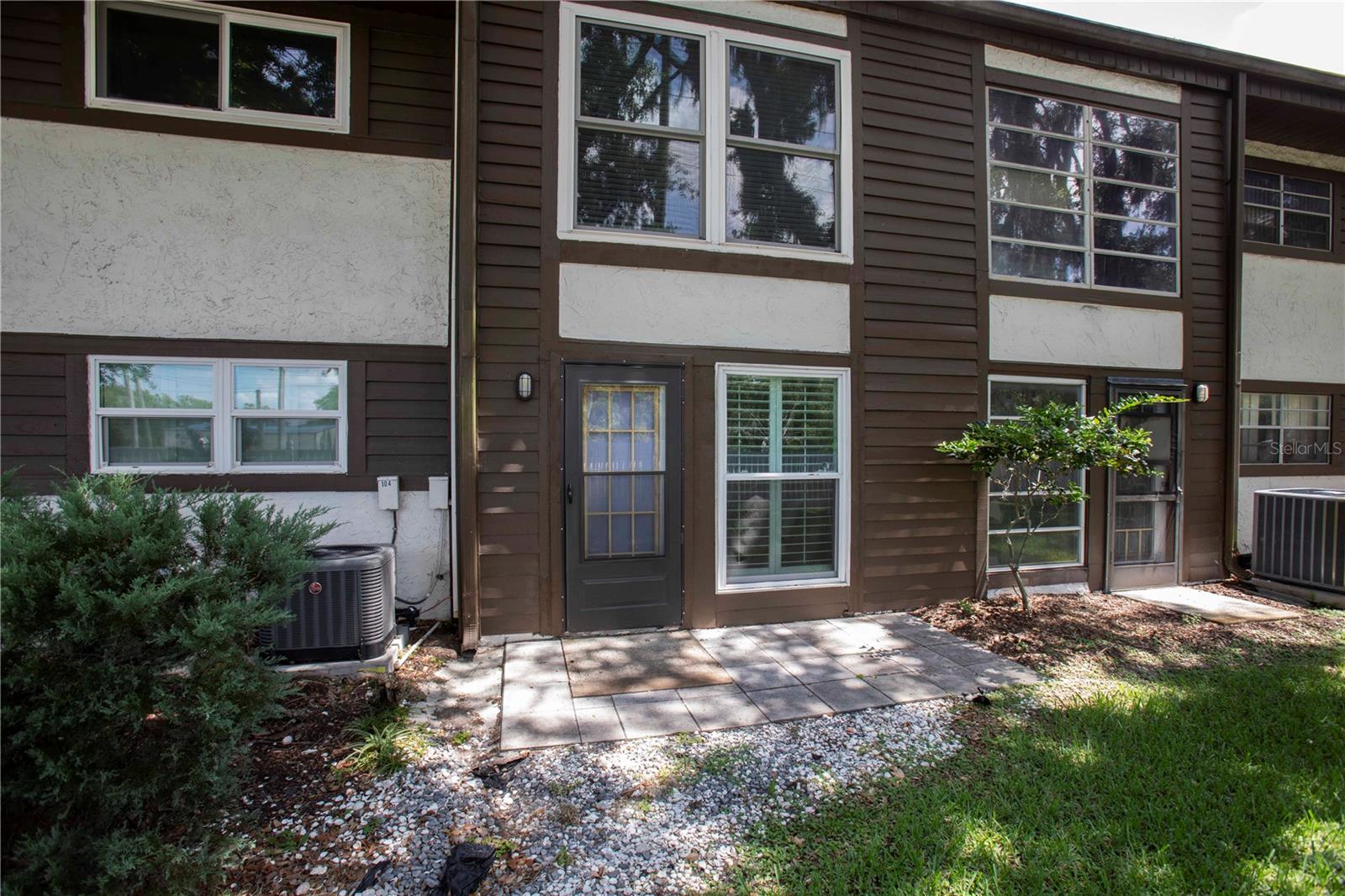 WOODTRAIL CONDO - Residential
