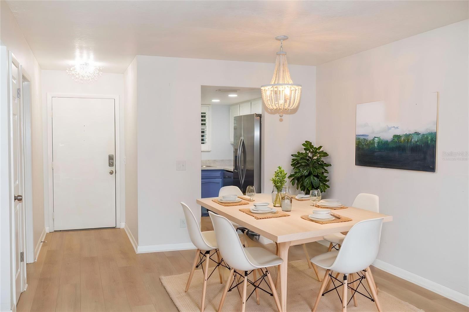 WOODTRAIL CONDO - Residential
