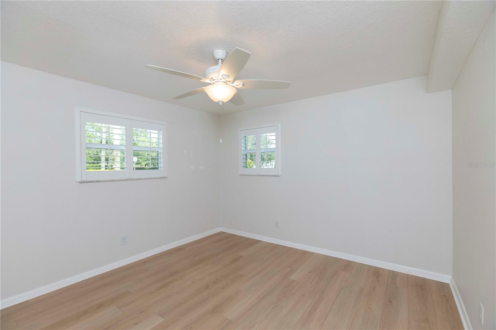 WOODTRAIL CONDO - Residential