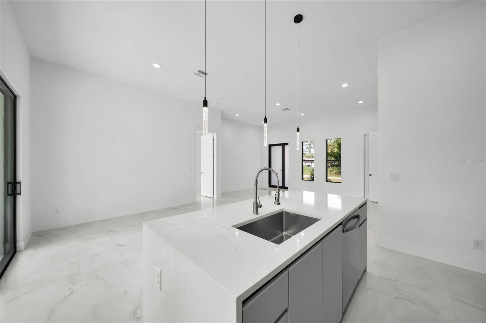 PORT CHARLOTTE SUB 29 - Residential Lease