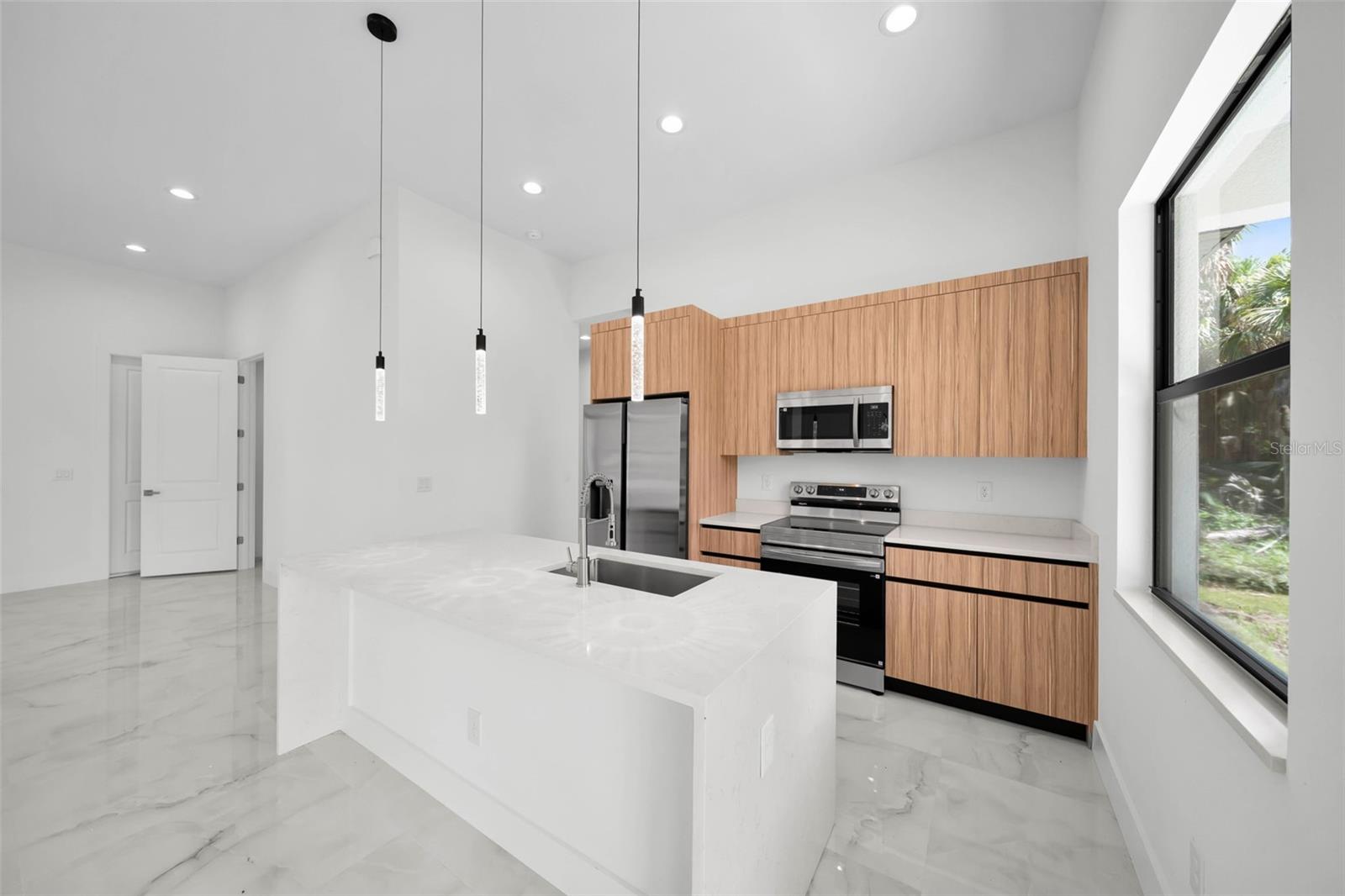 PORT CHARLOTTE SUB 29 - Residential Lease