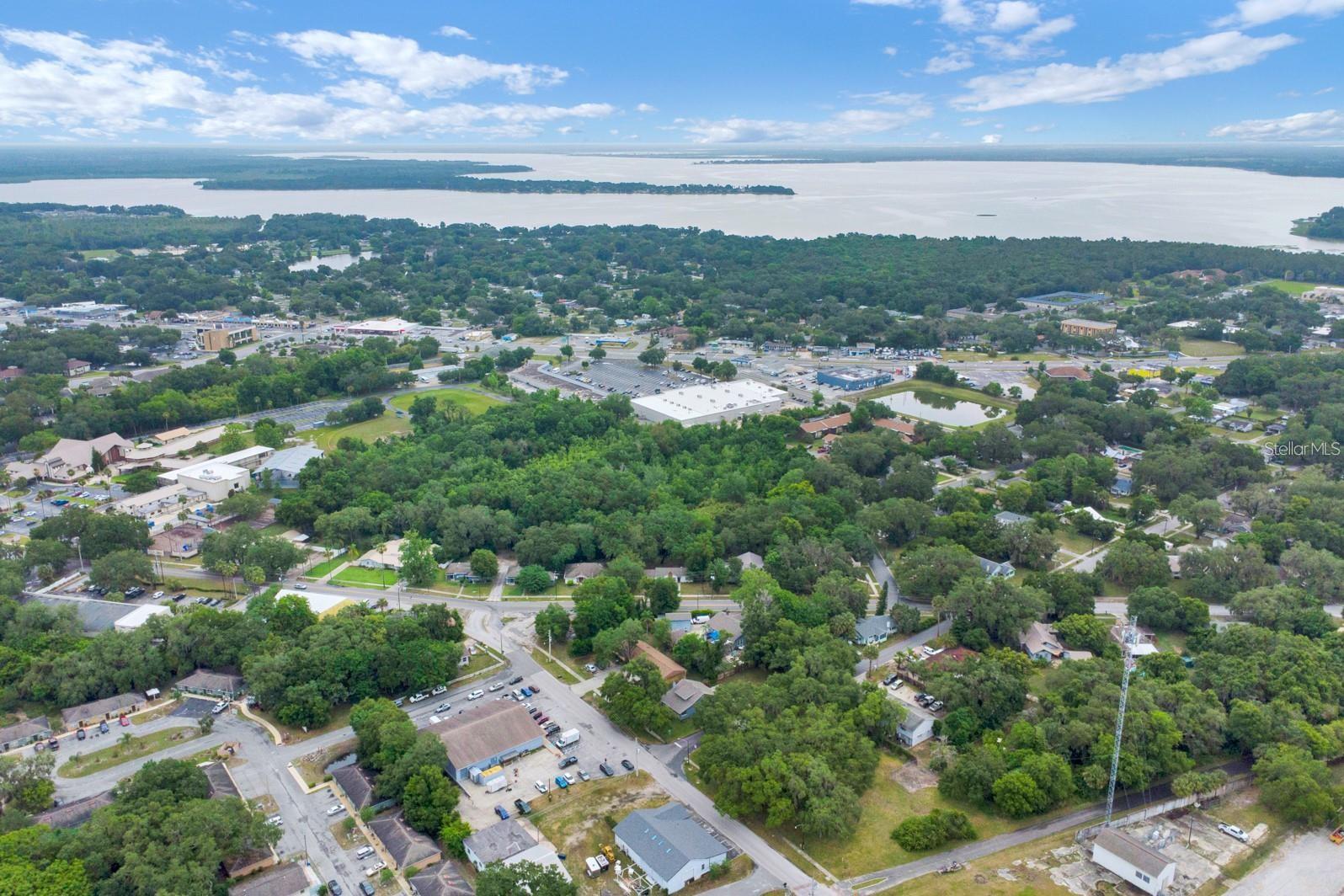 SUNSHINE PARK - Residential