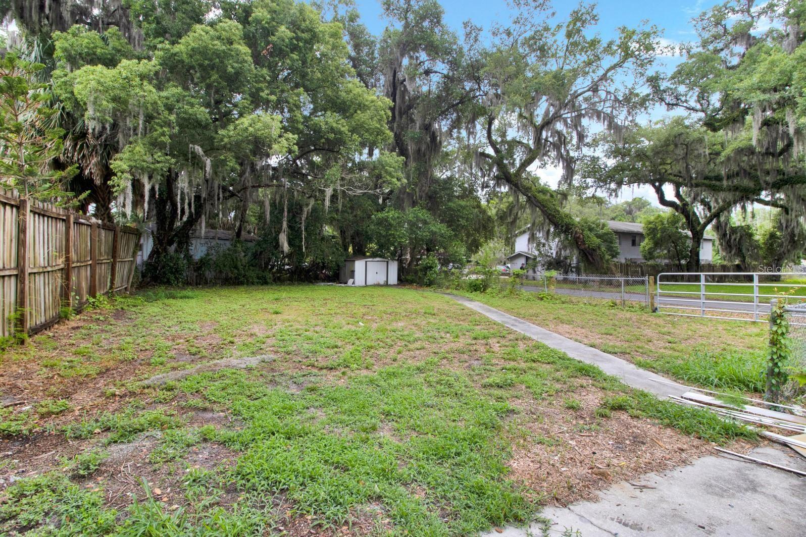 SUNSHINE PARK - Residential