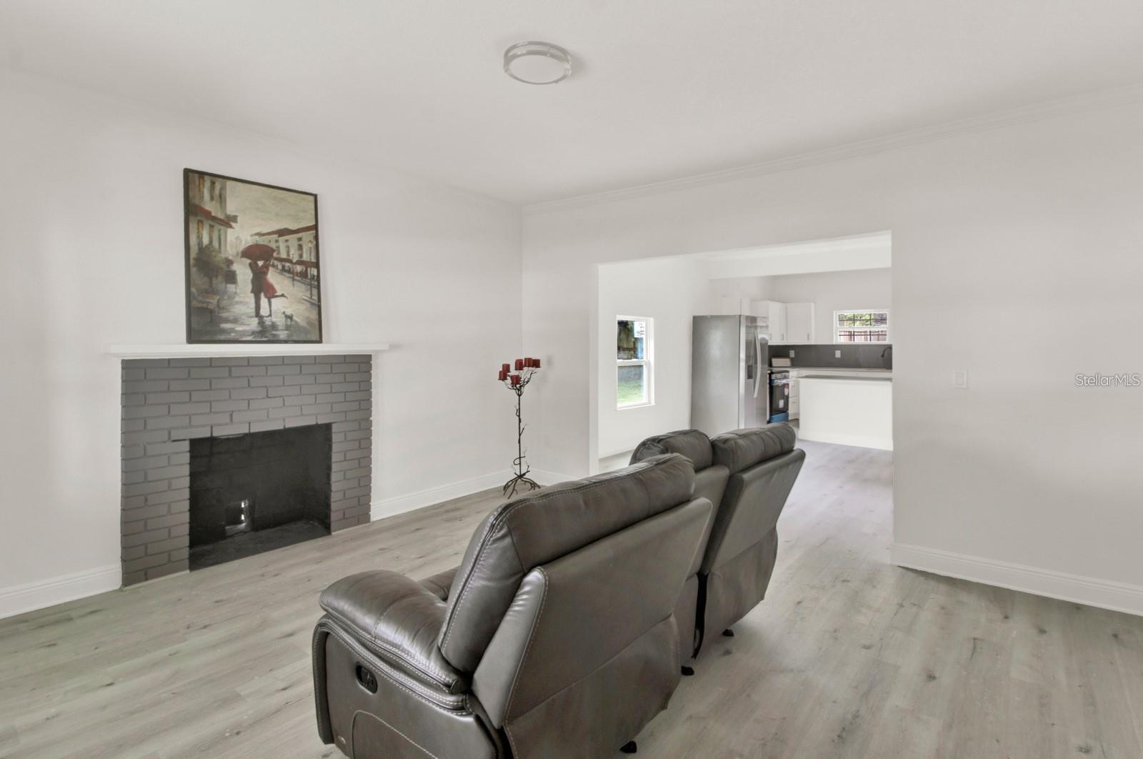 SUNSHINE PARK - Residential