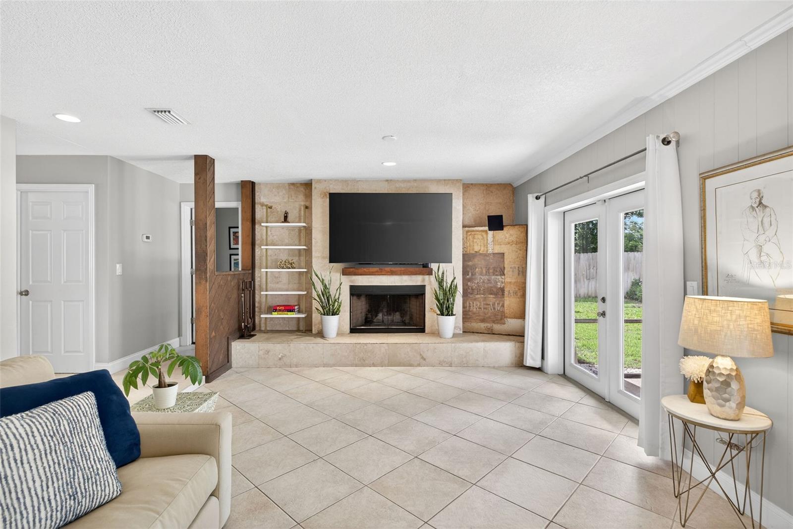 WEKIVA HUNT CLUB 3 FOX HUNT SEC 3 - Residential