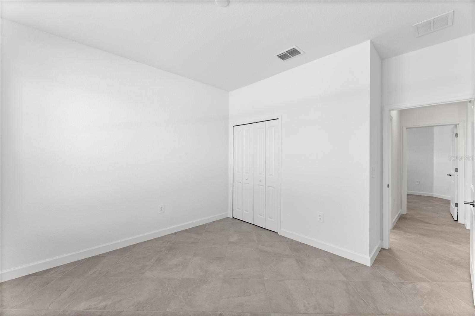 CALUSA COUNTRY CLUB - Residential