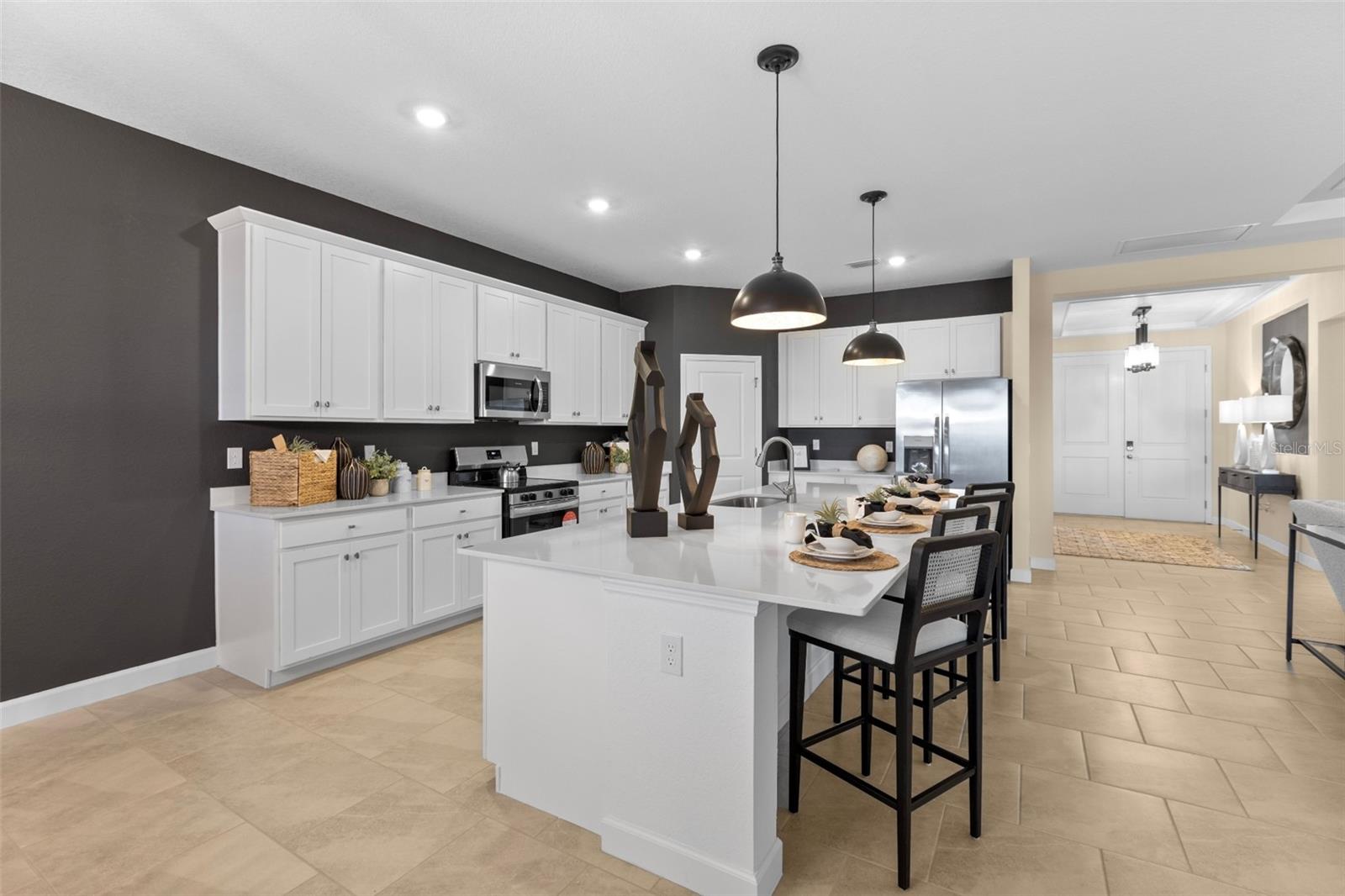 CALUSA COUNTRY CLUB - Residential