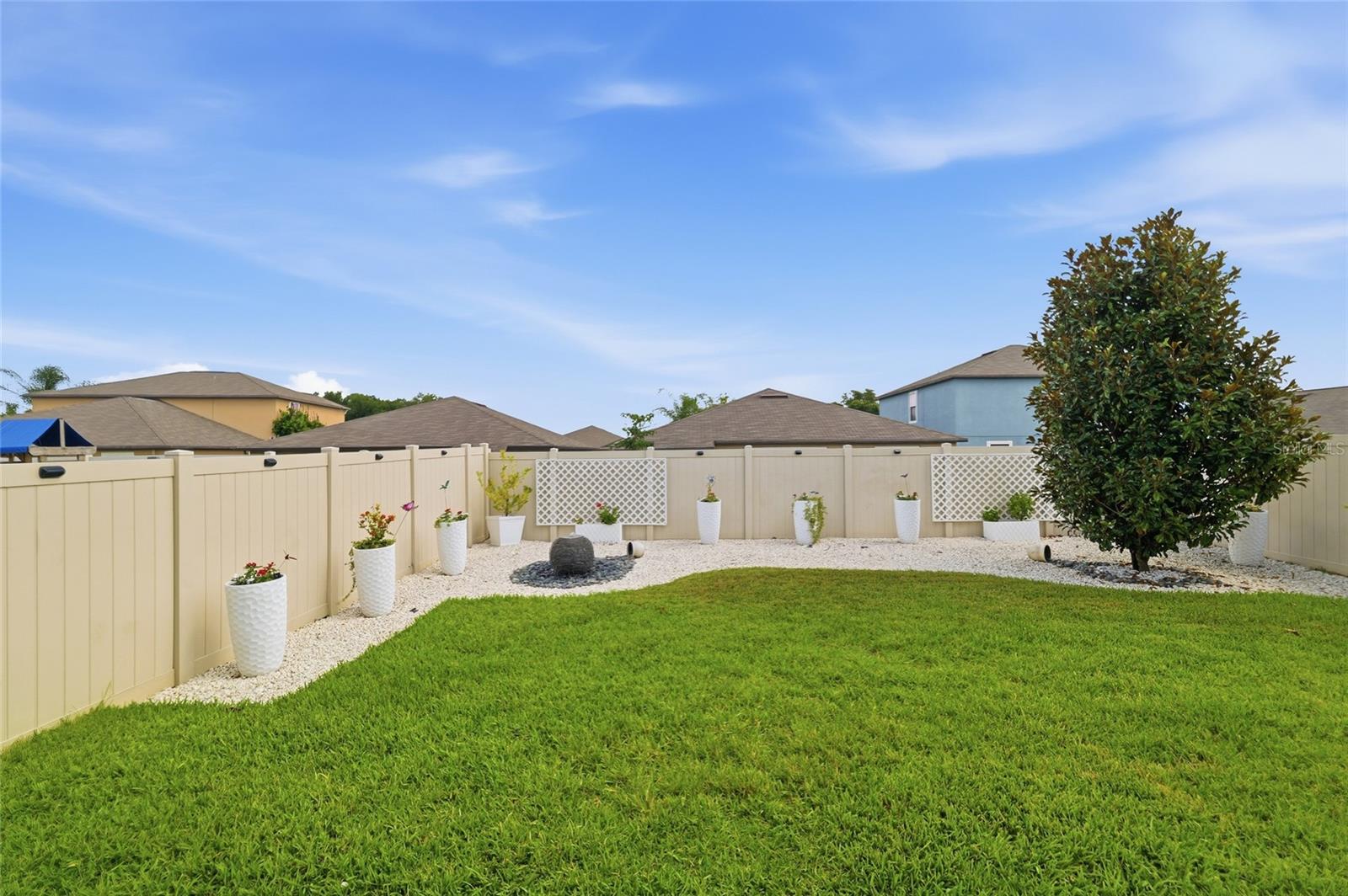 BELMONT NORTH - 3935 - Residential