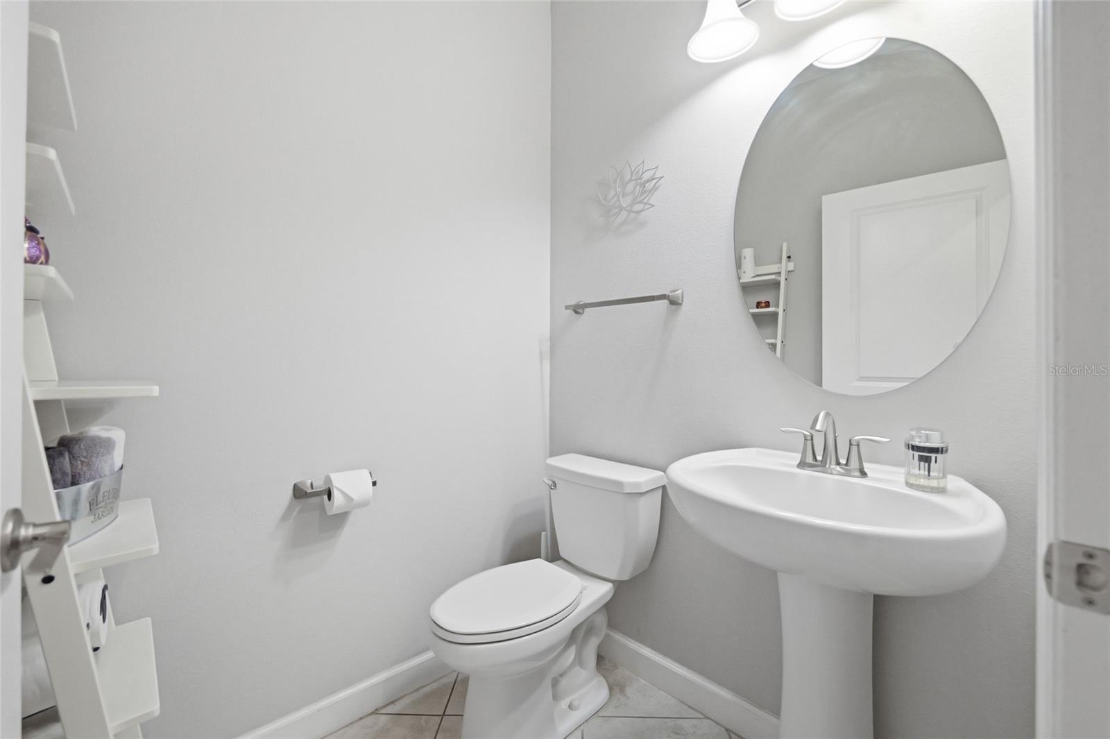 BELMONT NORTH - 3935 - Residential