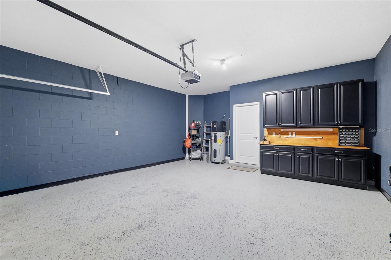 BELMONT NORTH - 3935 - Residential
