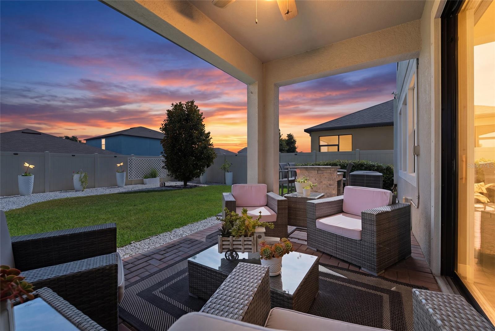 BELMONT NORTH - 3935 - Residential
