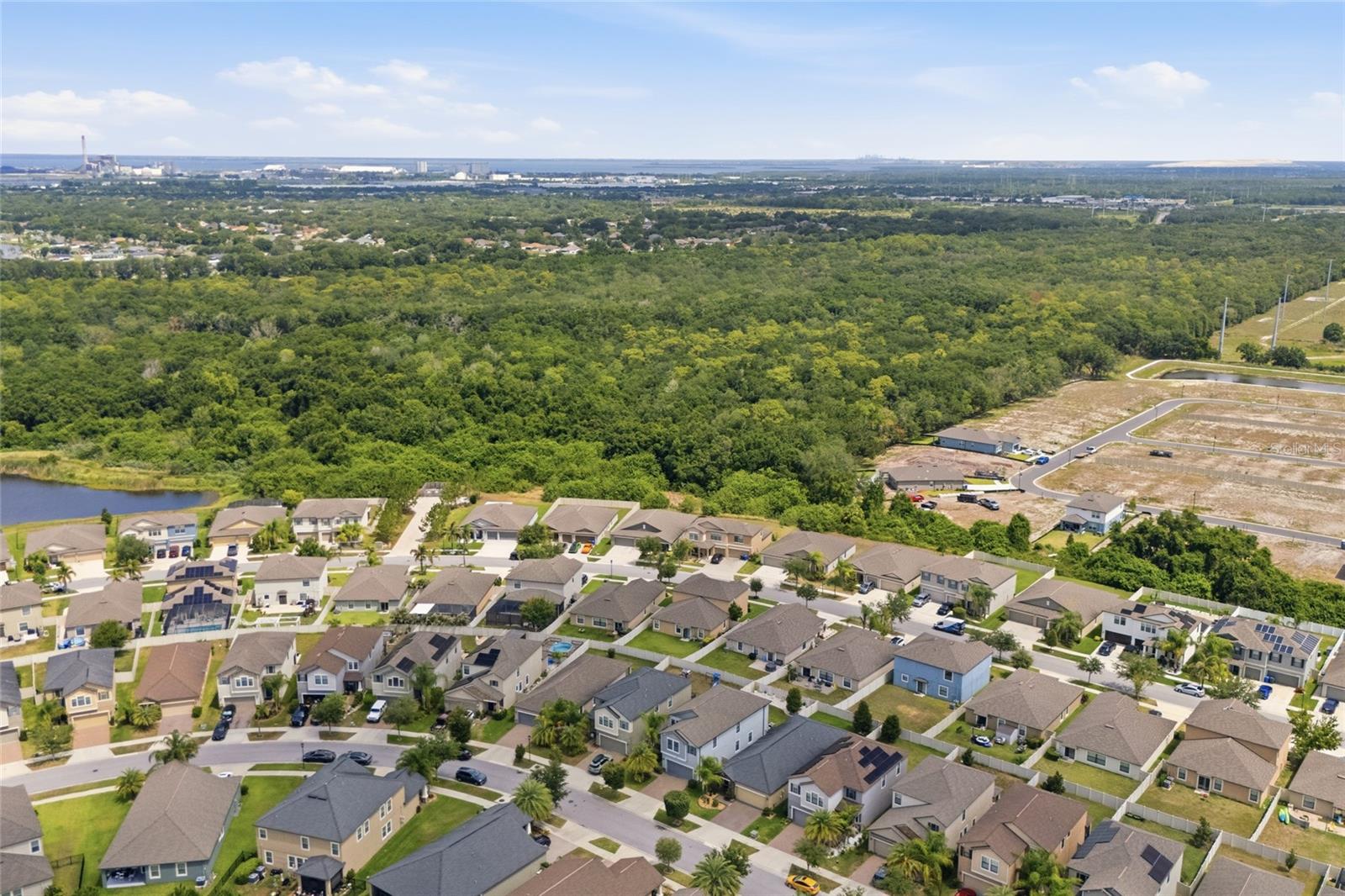 BELMONT NORTH - 3935 - Residential