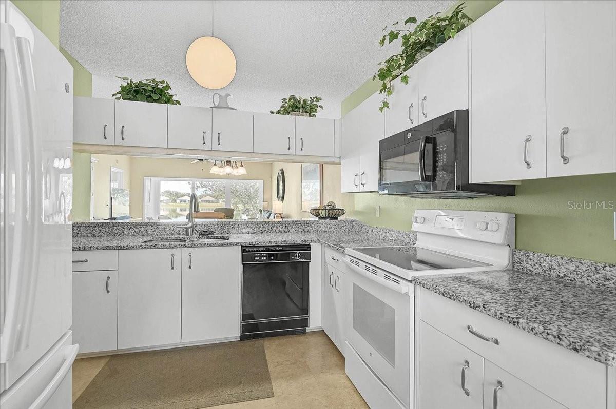 FAIRWAY TRACE - Residential