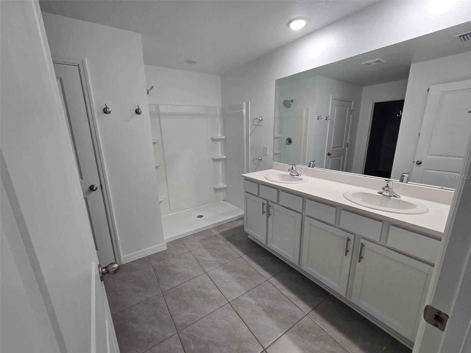 OCALA CROSSINGS SOUTH PH ONE - Residential Lease