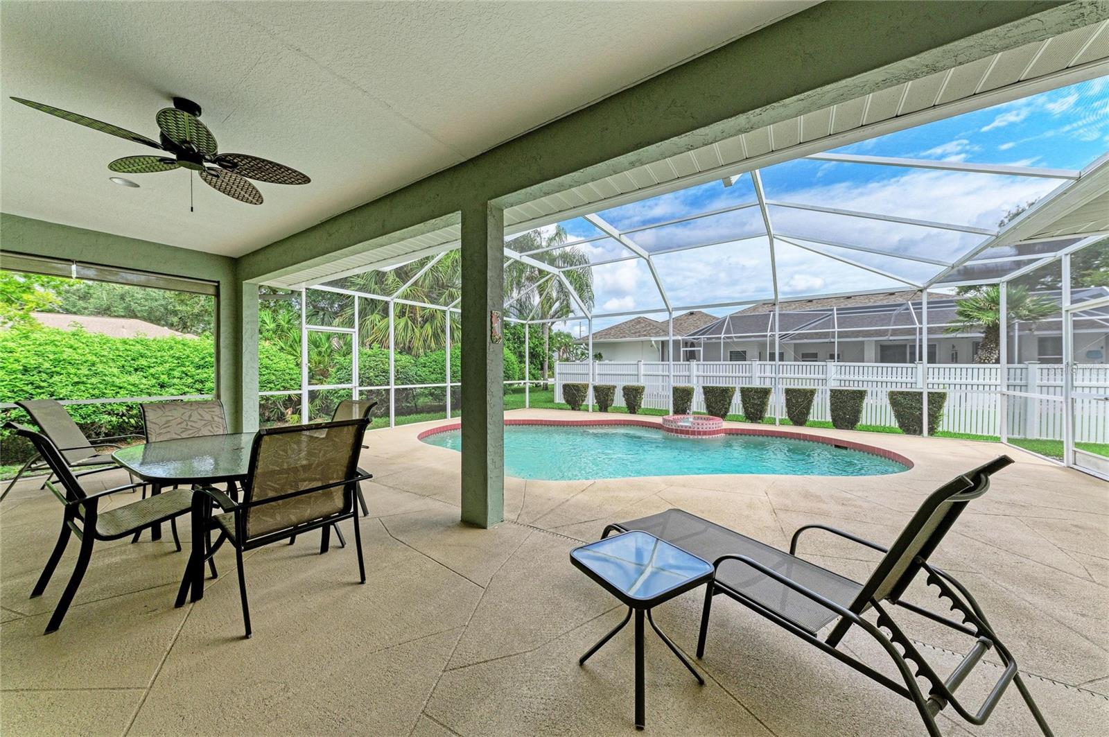 BAY OAKS ESTATES - Residential